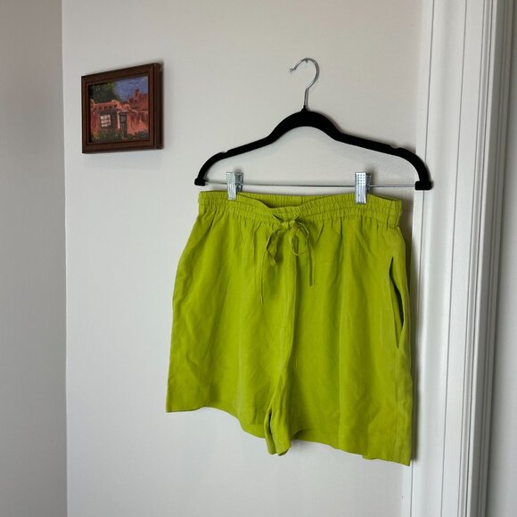 100% Silk Lime Green Shorts - Clio Petites PL - Picture 4 of 8